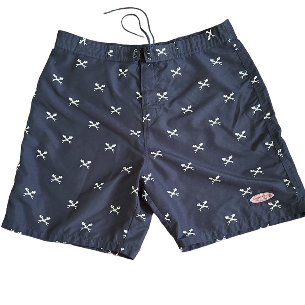 Vineyard Vines Men’s Board Shorts/Unlined Swim Shorts Size Medium Navy & White